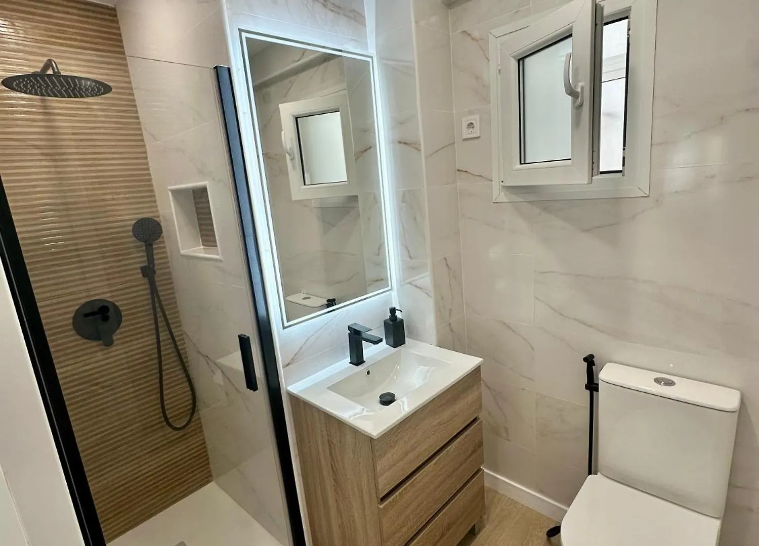 Coz Living Malaga Apartment